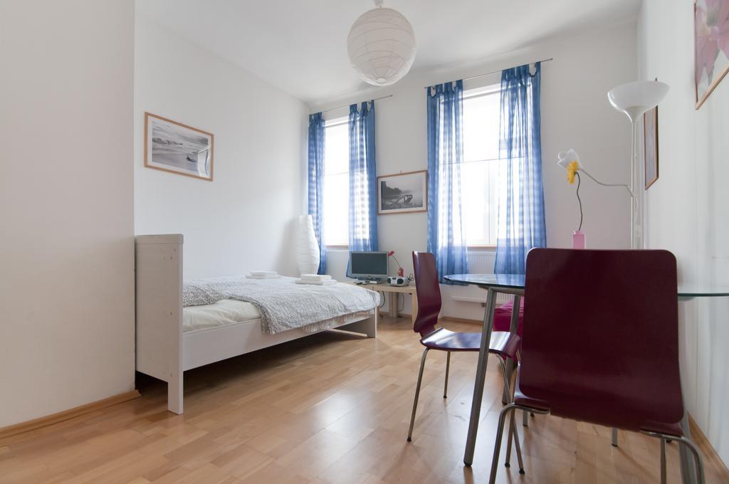Premium Apartments Klimschgasse Viena Quarto foto