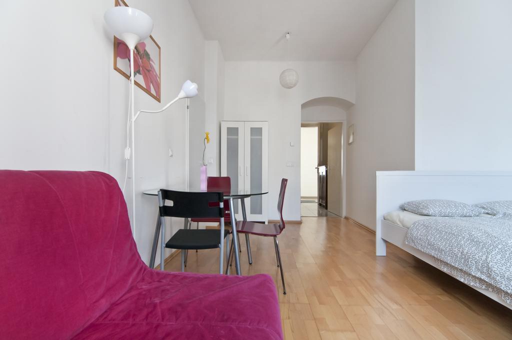 Premium Apartments Klimschgasse Viena Quarto foto