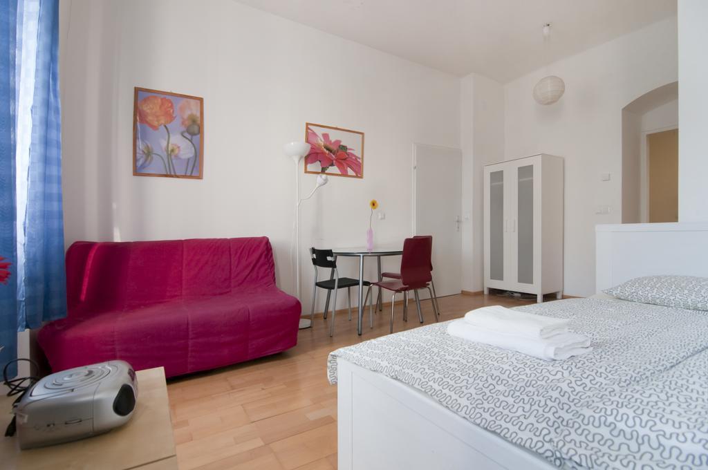 Premium Apartments Klimschgasse Viena Quarto foto