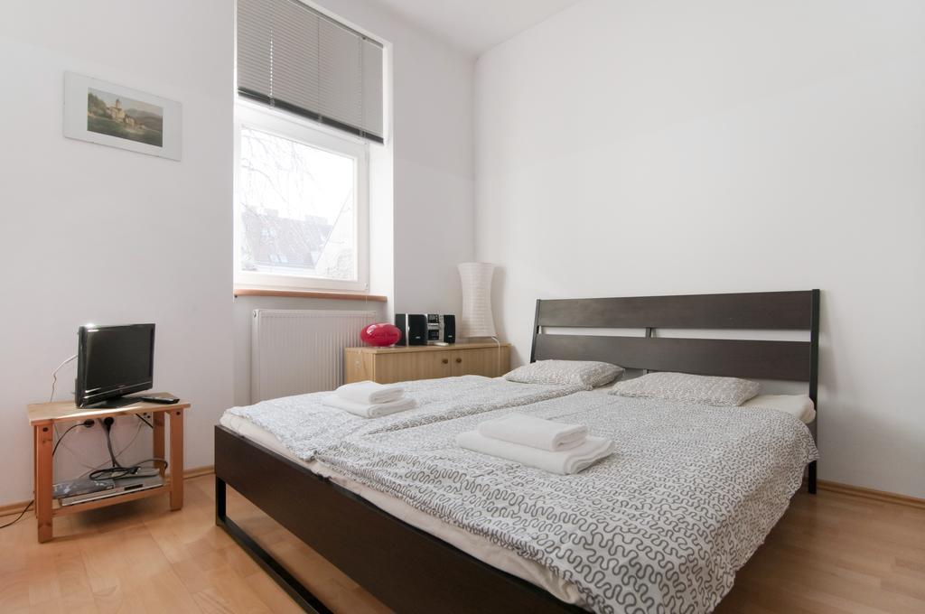 Premium Apartments Klimschgasse Viena Quarto foto