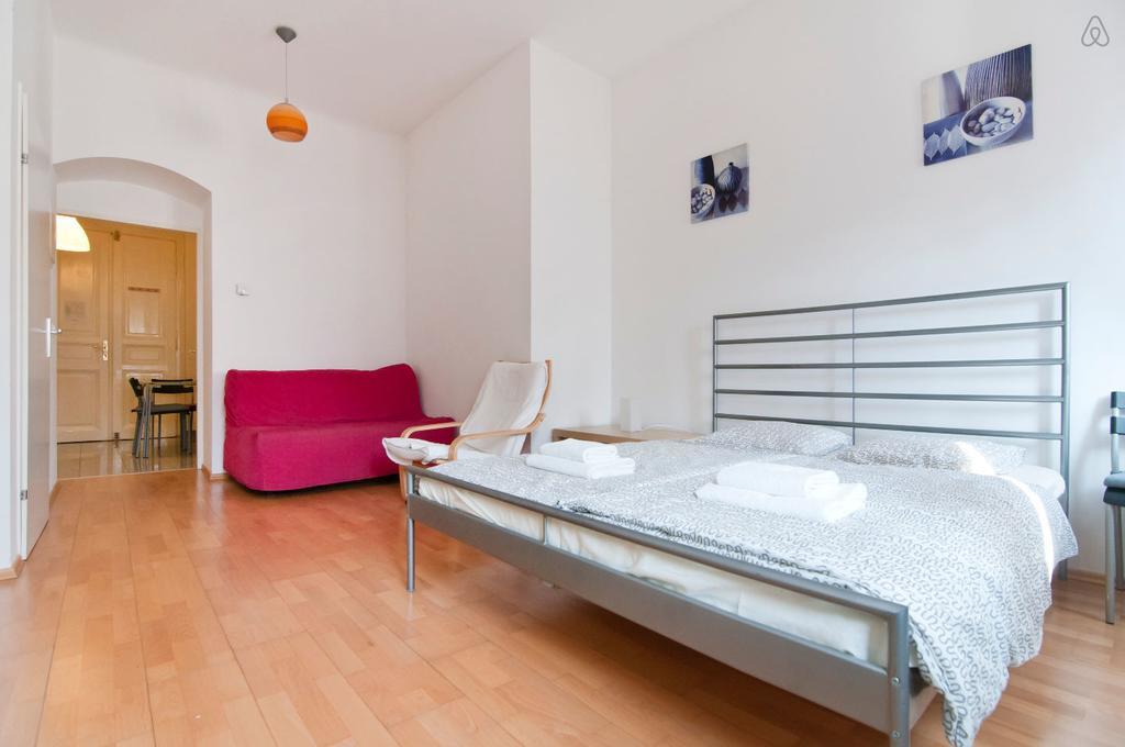 Premium Apartments Klimschgasse Viena Quarto foto